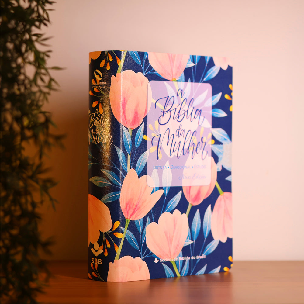 A Bíblia da Mulher | Portátil | NAA | Capa Azul Tulipa