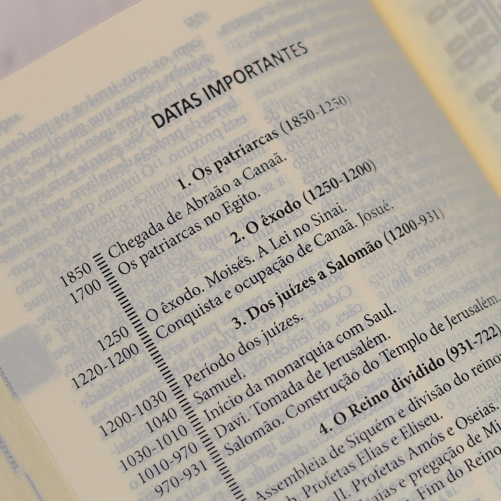 Bíblia Pastoral | Letra Normal | Capa Dura Jardim | Edição Católica