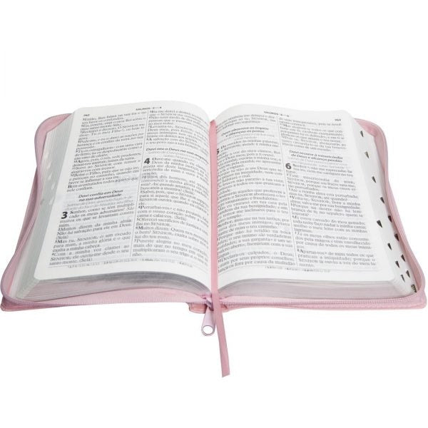 Bíblia Sagrada Letra Gigante com Zíper e Índice - Couro Sintético Rosa