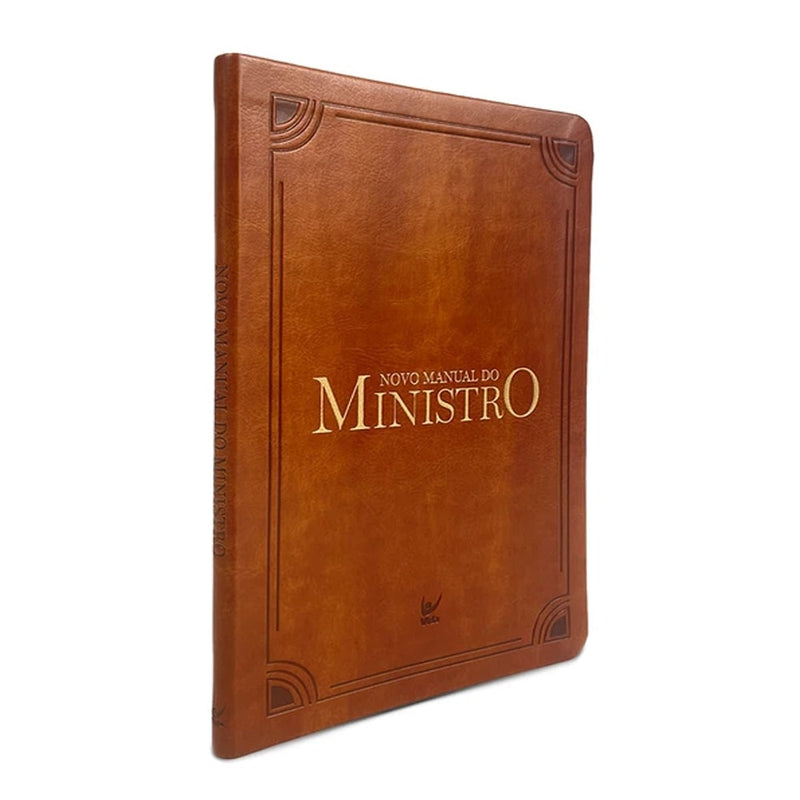 Livro: Novo Manual do Ministro, Capa Marrom. Livro com capa em tom de couro marrom e detalhes em relevo. — Plenitude