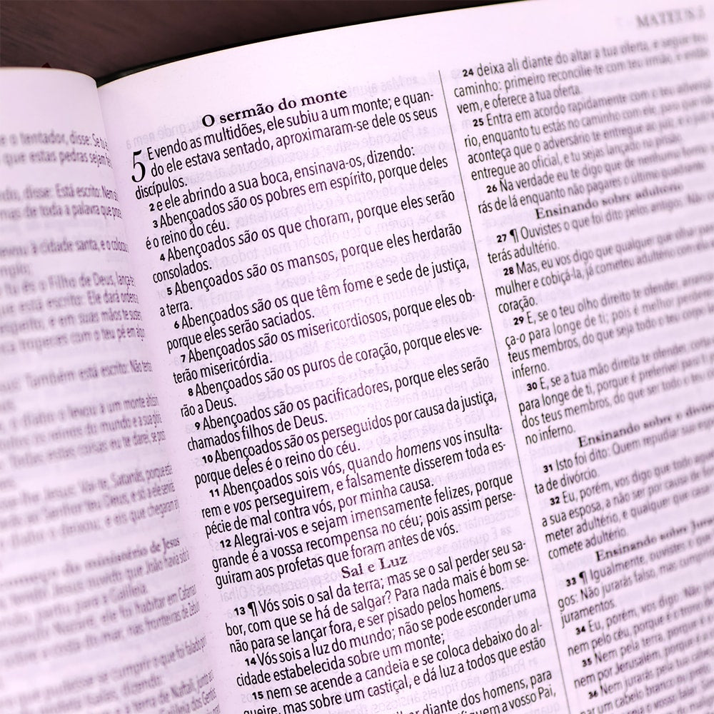 Bíblia King James 1611 | Fiel | Ultrafina Preta