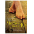 Livro Mulher Nota 10, capa com pés femininos sobre madeira e flores. — Plenitude