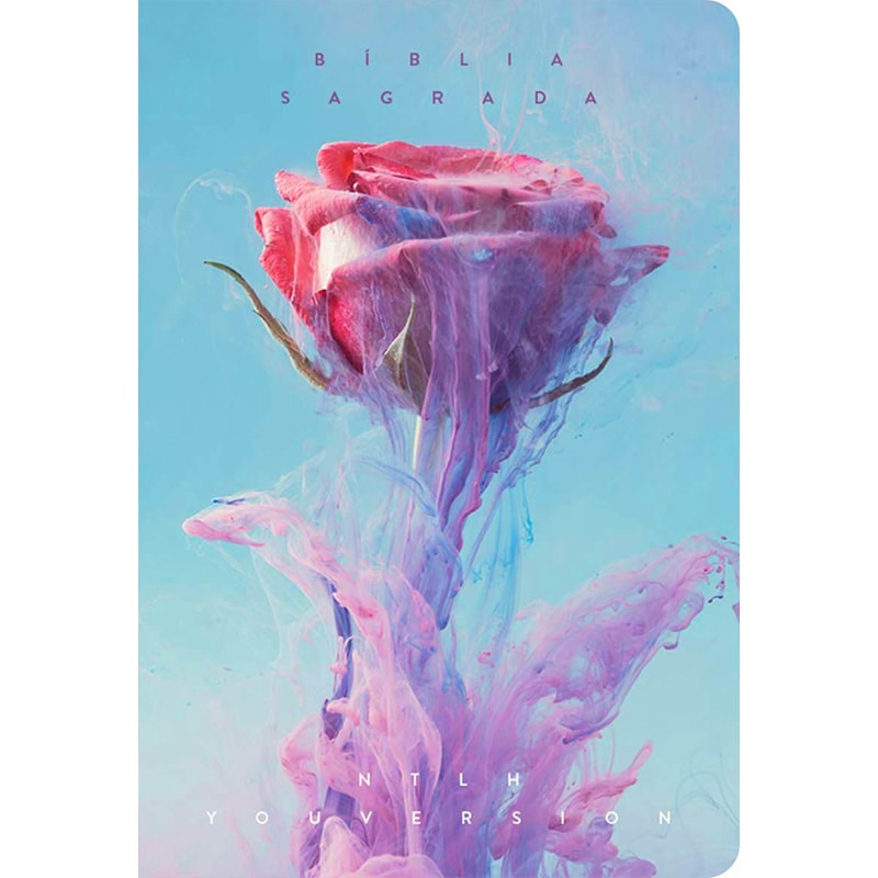Bíblia Sagrada YouVersion NTLH com capa soft-touch em azul e rosa, com rosa vermelha e tinta colorida. — Plenitude