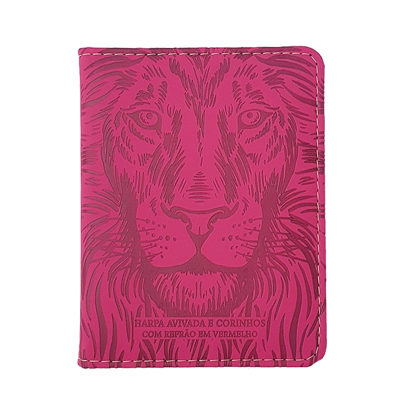 Harpa Avivada e Corinhos, letra gigante, capa pink com desenho de rosto de leão. — Plenitude