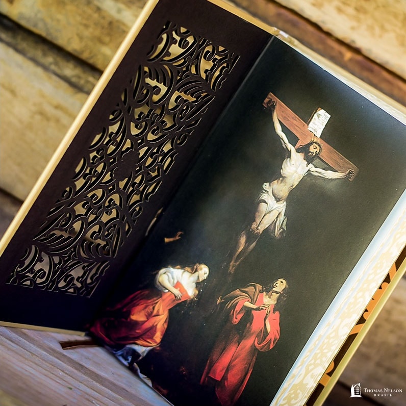 Bíblia Sagrada Jesus Cristo Artística | NVI | Letra Normal | Capa Dura Dourada