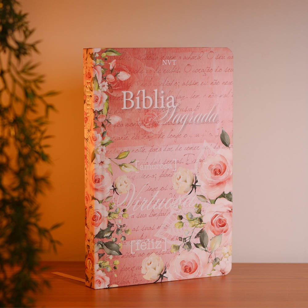 Bíblia Sagrada Mulher Virtuosa | NVT | Letra Normal | Capa Dura Flores
