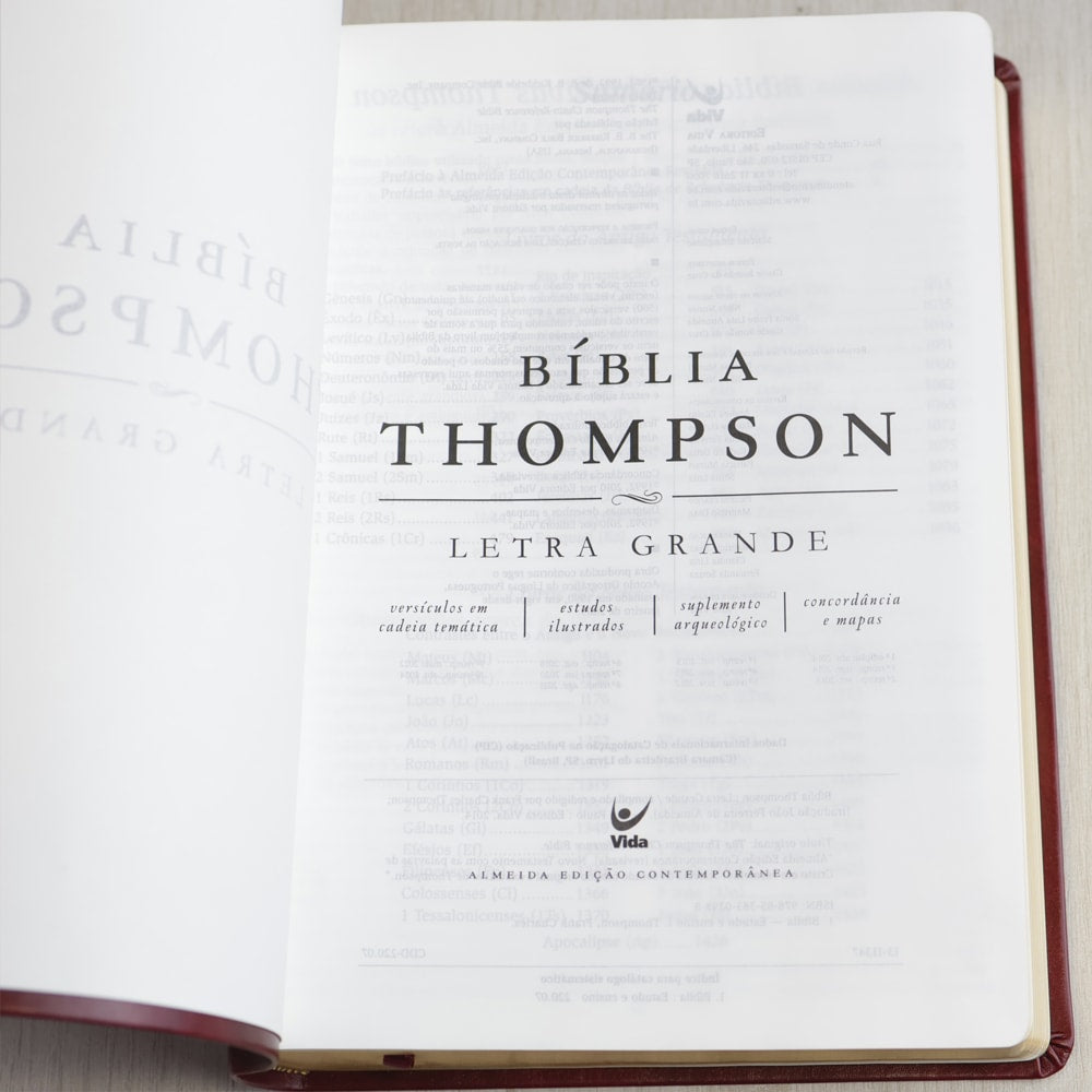 Bíblia Thompson de Estudo | AEC | Letra Grande | Capa Luxo Vinho