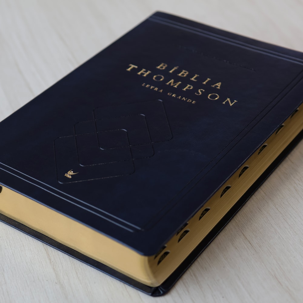 Bíblia Thompson de Estudo | AEC | Letra Grande C/ Índice | Capa Luxo Azul