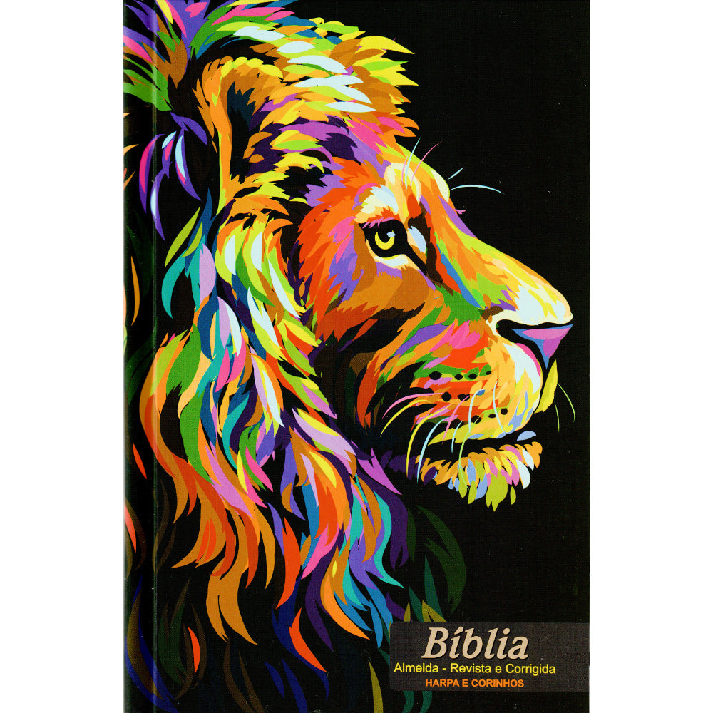 Bíblia ARC, capa dura ilustrada com leão colorido vibrante em fundo preto, Harpa e Corinhos. — Plenitude