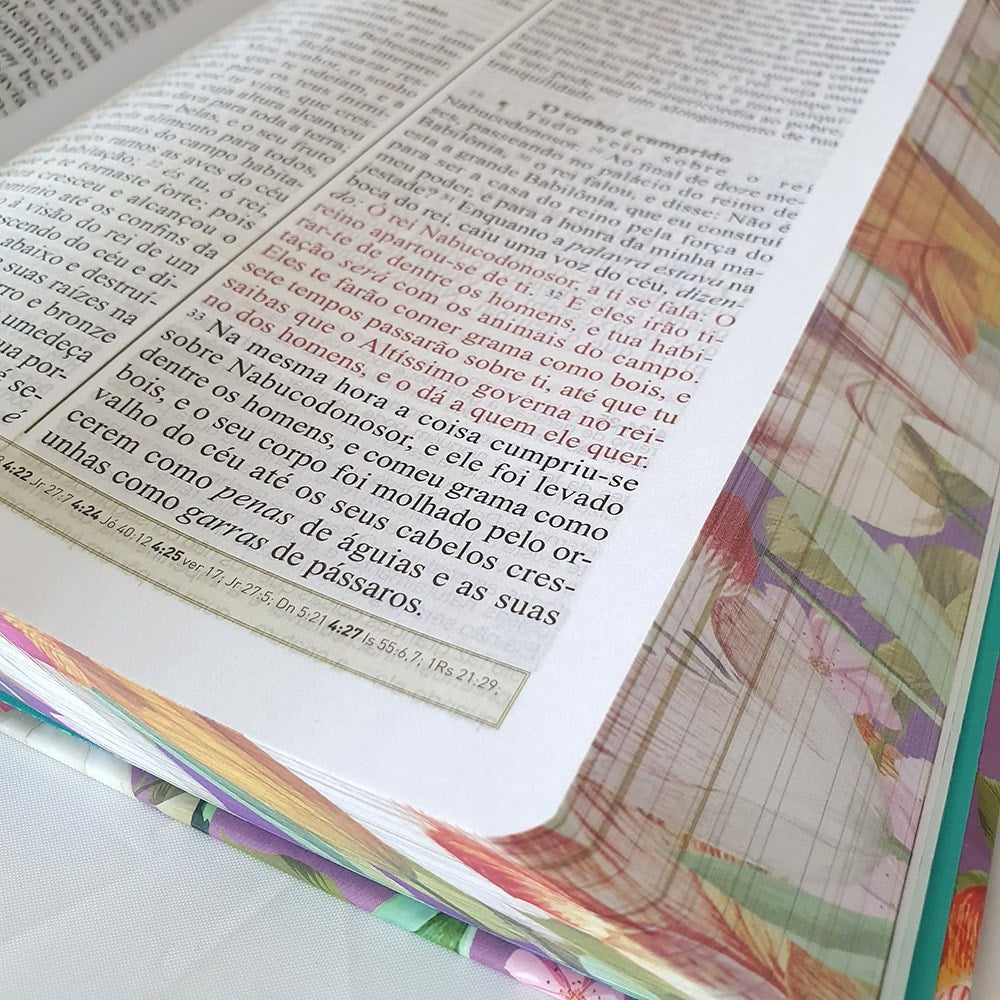 Bíblia de Estudo Spurgeon | King James 1611 | Letra Grande | Luxo | Floral Feminina