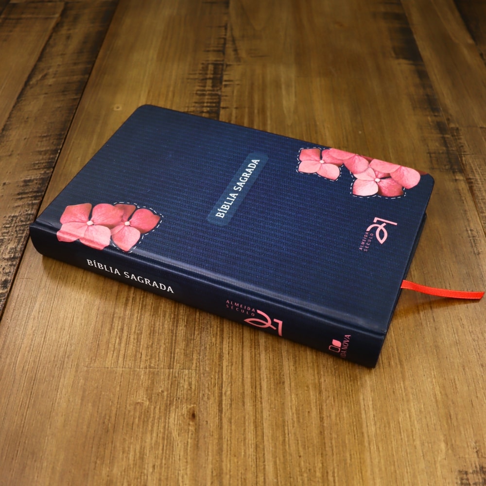 Bíblia Almeida Século 21 | A21 | Letra Média | Capa Dura | Feminina com Flores