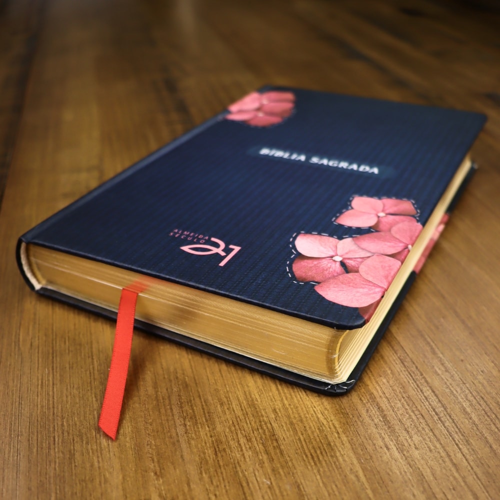 Bíblia Almeida Século 21 | A21 | Letra Média | Capa Dura | Feminina com Flores