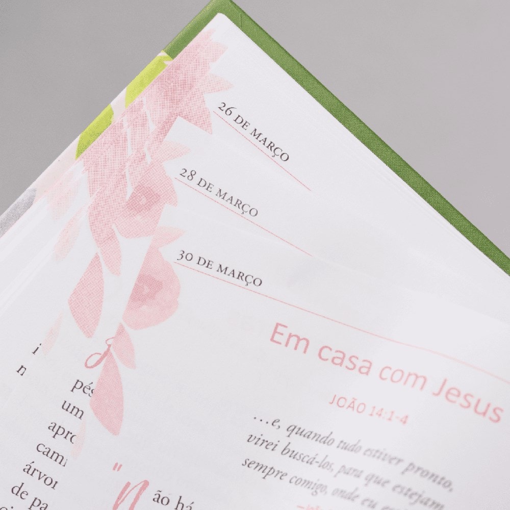 Deus me Vê | Devocional | Capa Dura