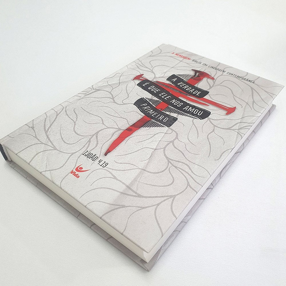 Bíblia A Mensagem | Letra Normal | Capa Dura | 1João 4.19