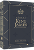 Bíblia King James Atualizada KJA Letra Gigante, capa dura azul com detalhes dourados e brasão KJA. — Plenitude
