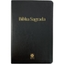 Bíblia Sagrada NVT Slim de capa preta lisa, com letras douradas e logo NVT na parte inferior. — Plenitude
