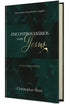 Livro Encontros Diários com Jesus, capa verde escura com detalhes em dourado e título em dourado. — Plenitude