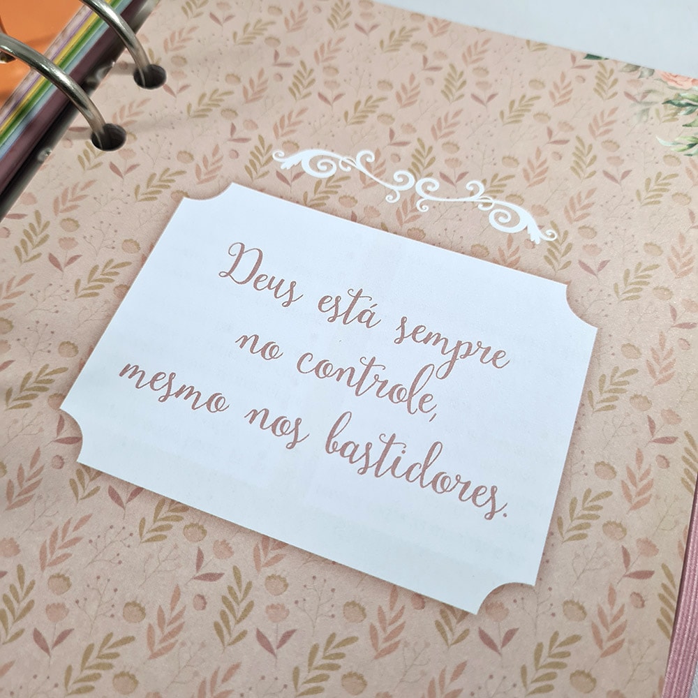 Planner Pão Diário | Capa Vivemos por Fé