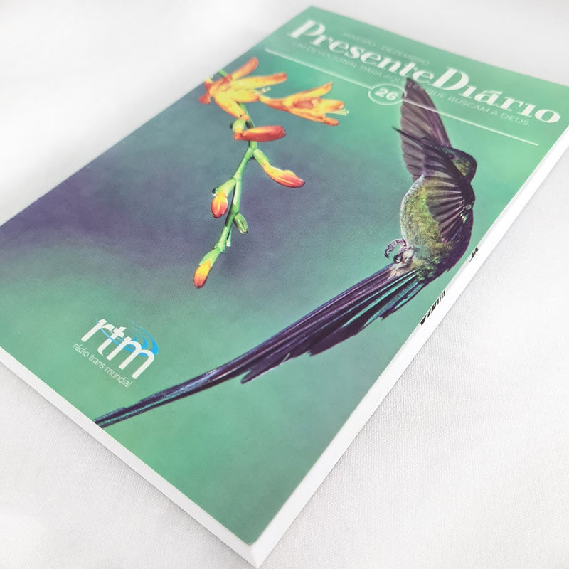 Kit 10 Devocionais Presente Diário 26 Tradicional | Letra Normal | Capa Feminino 2023