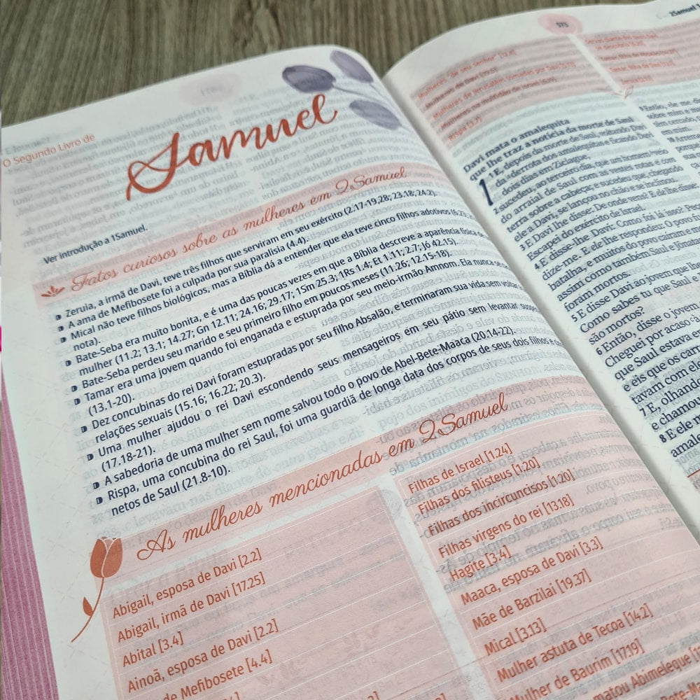 A Bíblia da Mulher | Letra Grande | ARC | Capa Luxo Rosa