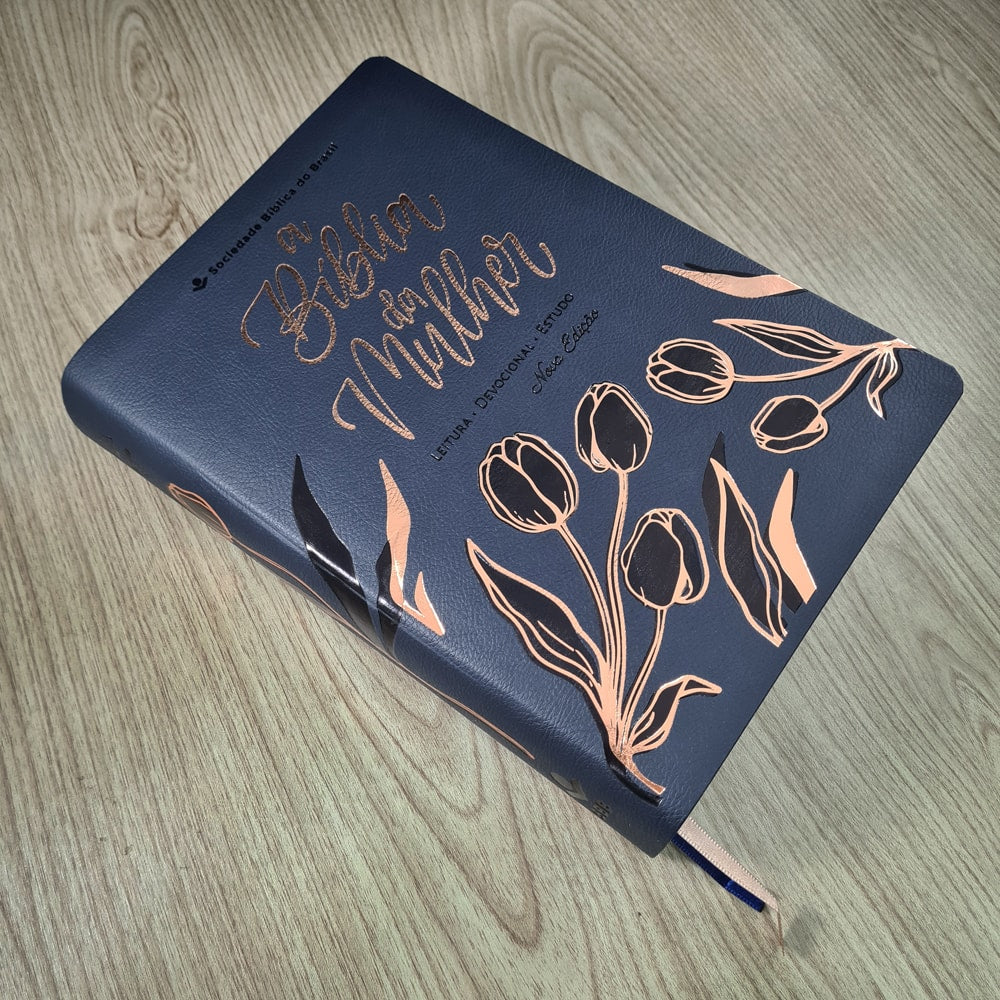 A Bíblia da Mulher | Letra Grande | ARC | Capa Luxo Azul