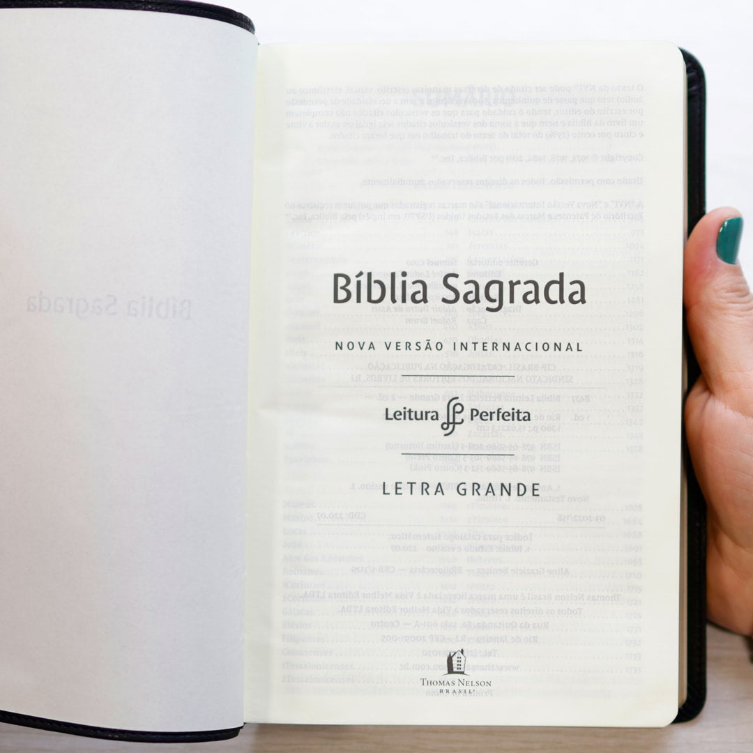 Bíblia Sagrada | NVI | Letra Grande | Couro Soft Preta