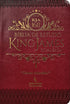 Bíblia de Estudo King James Atualizada 1611, capa luxo vinho com detalhes dourados e textura em relevo. — Plenitude