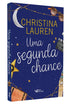 Livro Uma Segunda Chance, de Christina Lauren, capa azul-marinho com ilustrações de lua, estrelas e objetos de viagem. — Plenitude