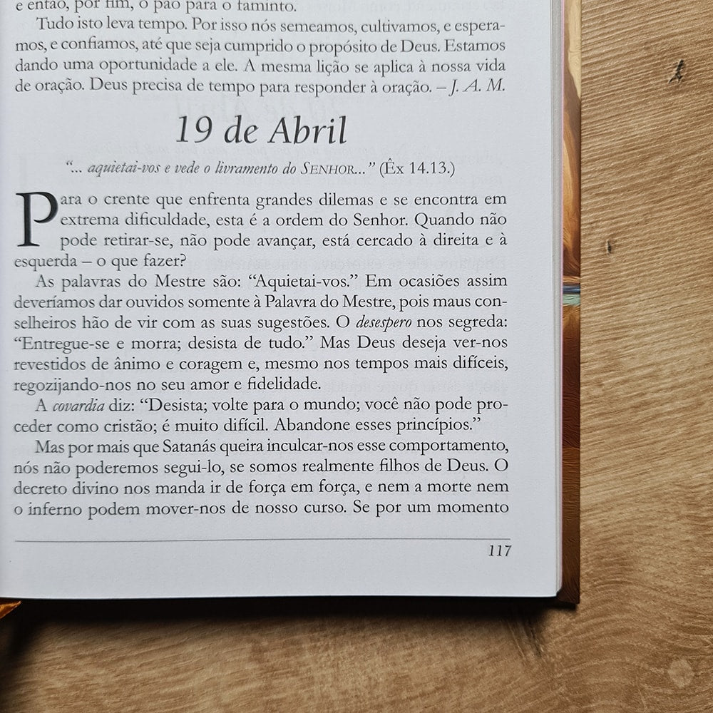 Devocional Mananciais no Deserto | Lettie Cowman | Capa Dura