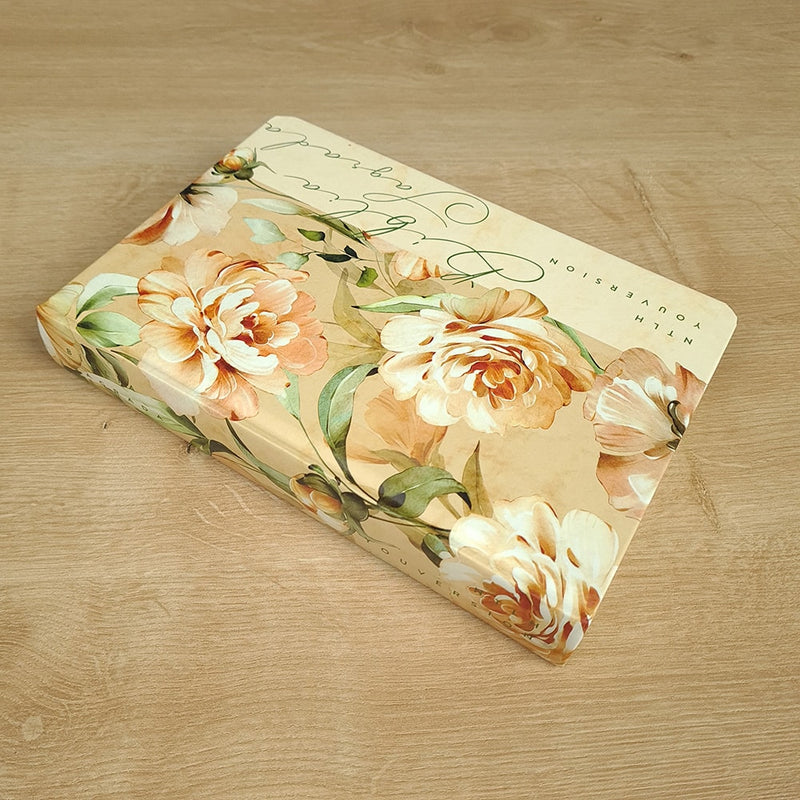 Bíblia Sagrada | NTLH | You Version | Letra Normal | Capa Dura Floral Rosé
