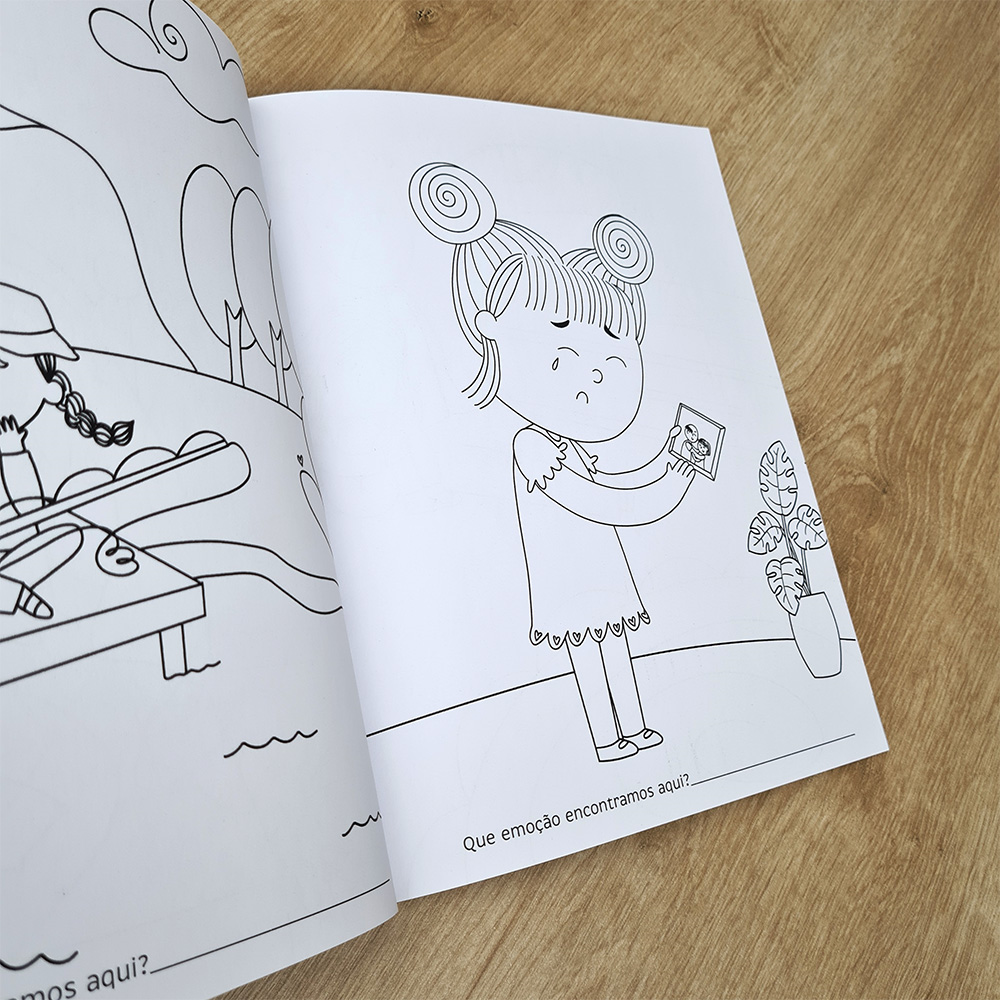 Livro de Colorir | Milka Lins