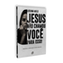 Livro "Jesus Não Chamou Você Para Isso" de Luciana Melo, capa em preto e branco com foto da autora. — Plenitude