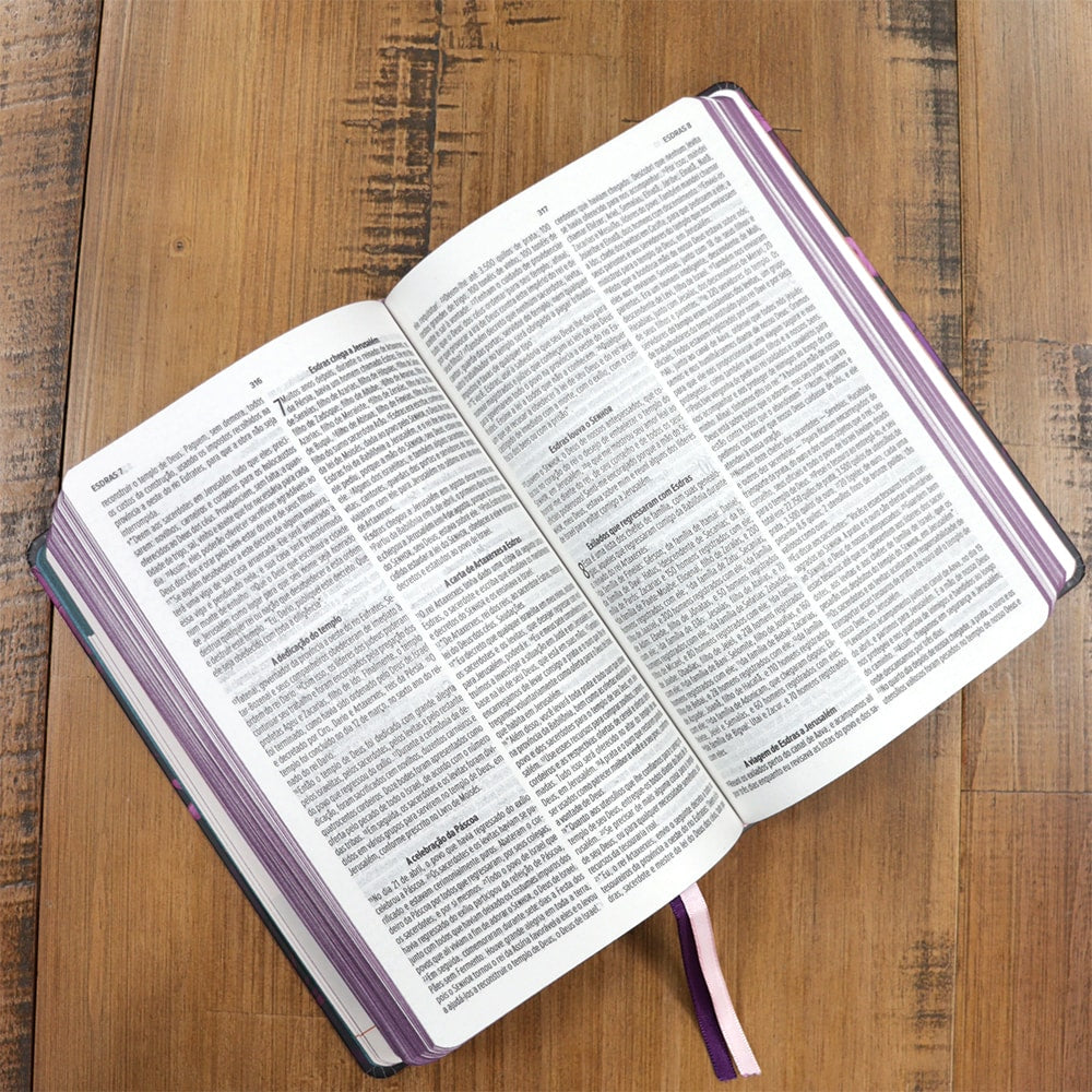 Bíblia Sagrada | Com Guia De Estudo Biblico J.O.I.A | NVT | Letra Normal | Capa Floral