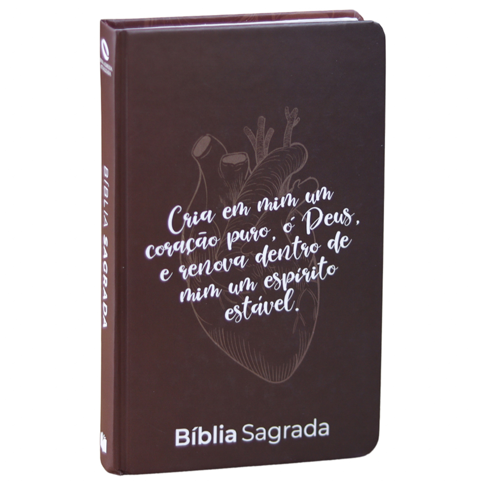 Bíblia Sagrada NAA capa dura marrom com ilustração de coração e versículo "Cria em mim um coração puro". — Plenitude.