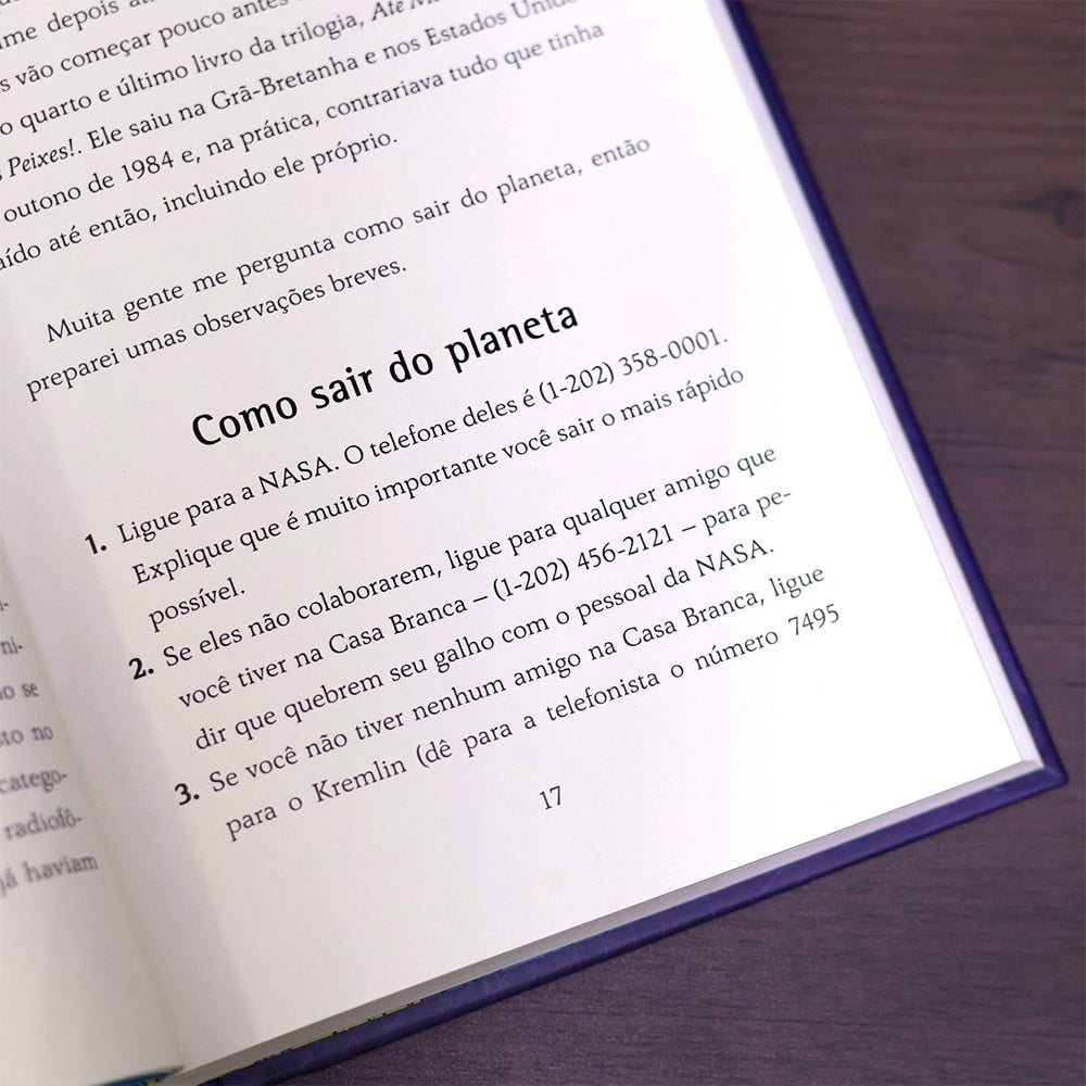 O Guia do Mochileiro das Galáxias | Douglas Adams