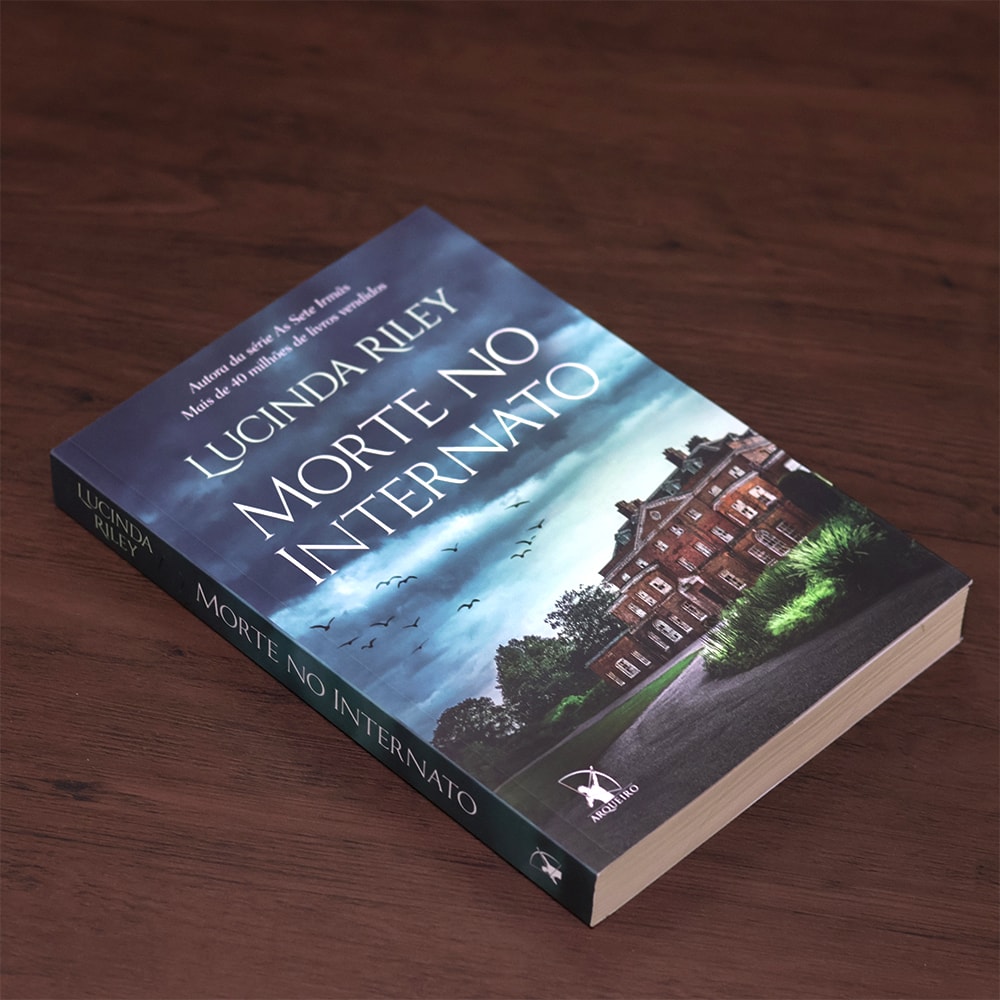 Morte no Internato | Lucinda Riley