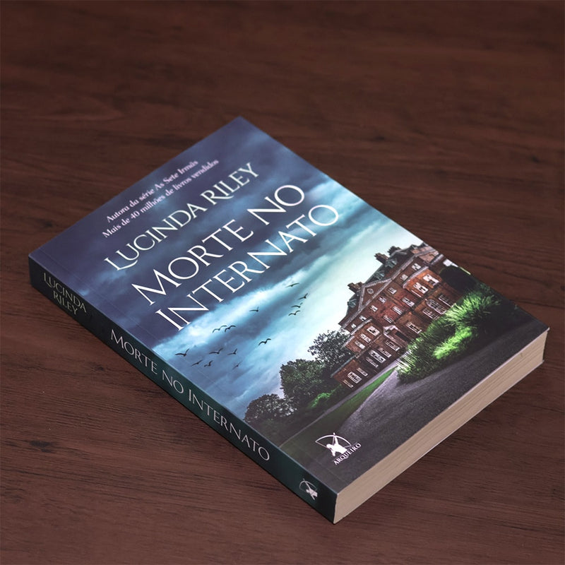Morte no Internato | Lucinda Riley