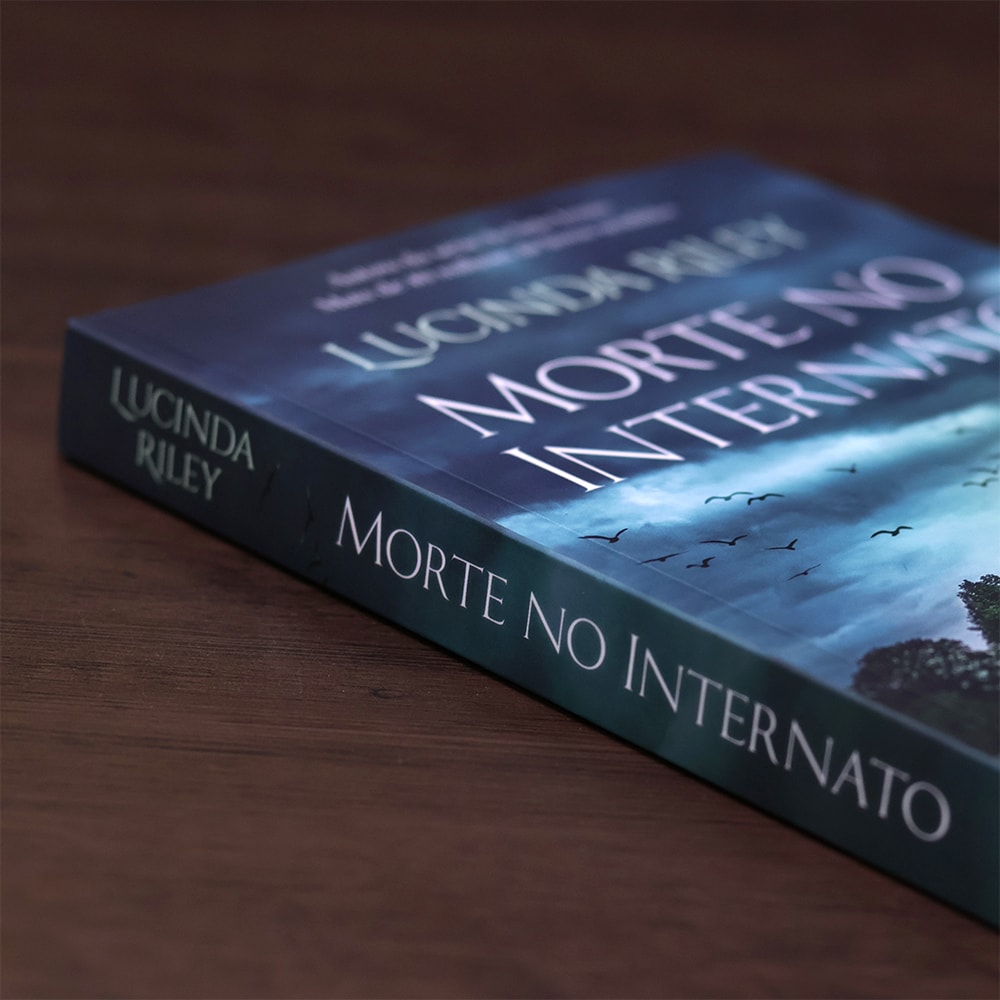Morte no Internato | Lucinda Riley