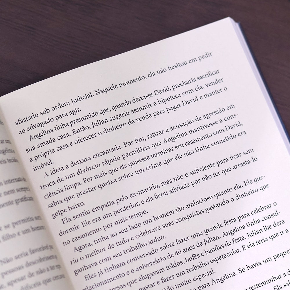 Morte no Internato | Lucinda Riley