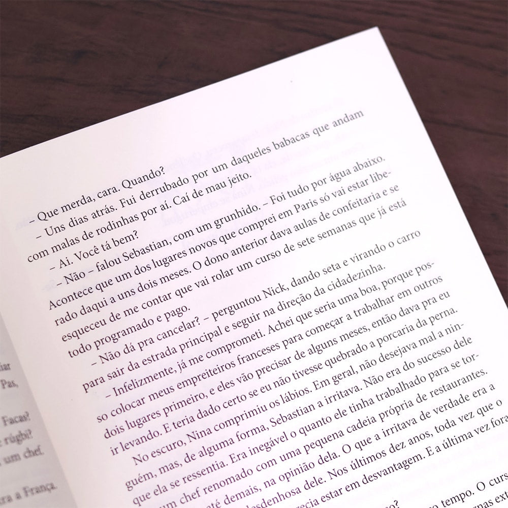 A Pequena Confeitaria de Paris | Julie Caplin