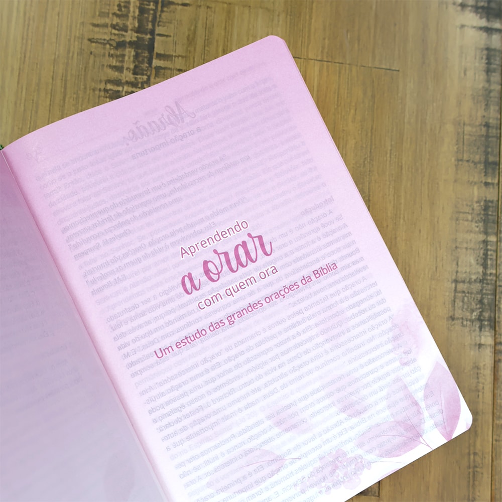 Bíblia Sagrada Mães da Aliança | ARA | Letra Normal | Capa Luxo Verde Marfim