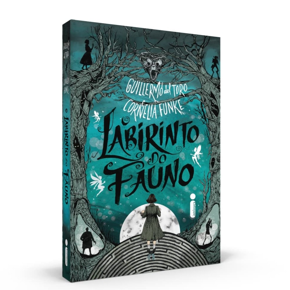 Livro O Labirinto do Fauno de Guillermo del Toro, capa azul-escura com floresta e menina. — Plenitude