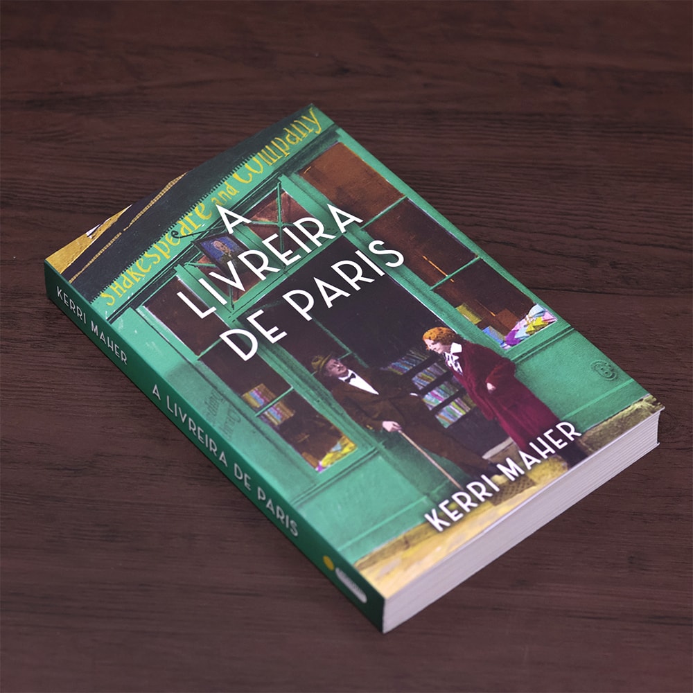 Livreira de Paris |  Kerri Maher