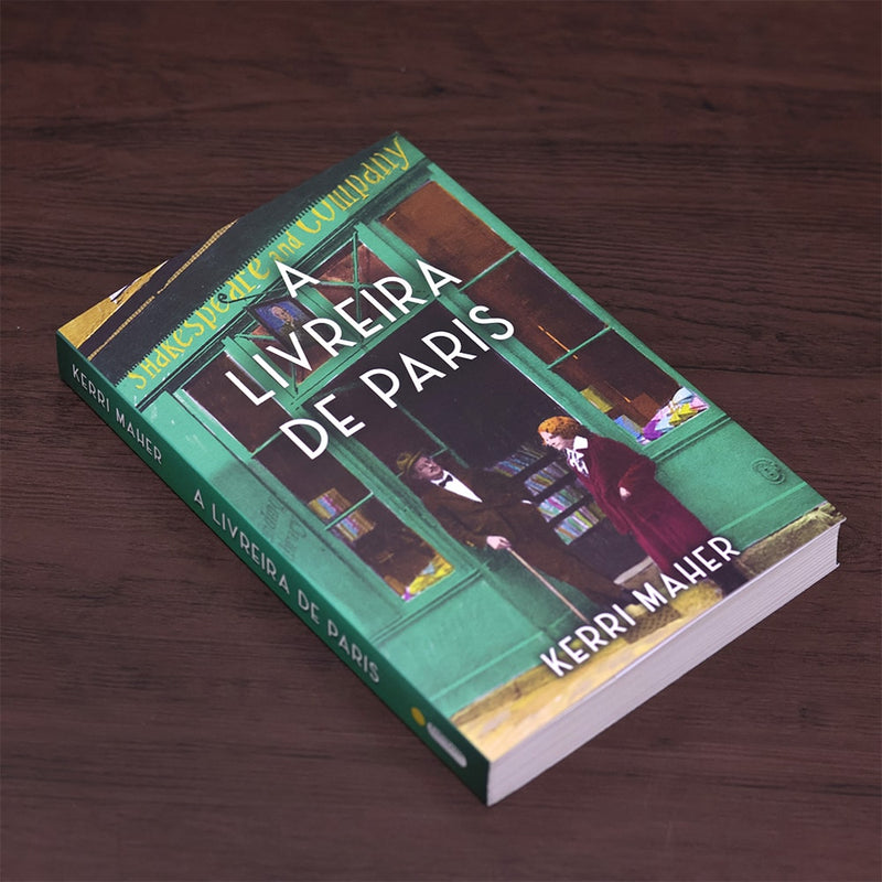 Livreira de Paris |  Kerri Maher