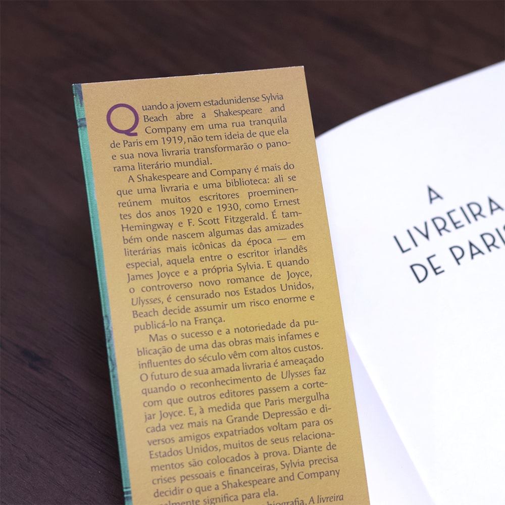 Livreira de Paris |  Kerri Maher