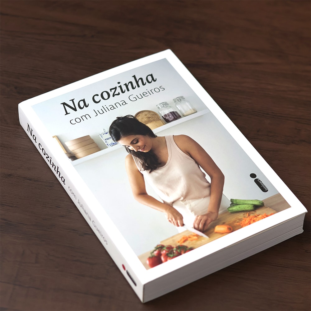 Na Cozinha |  Juliana Gueiros
