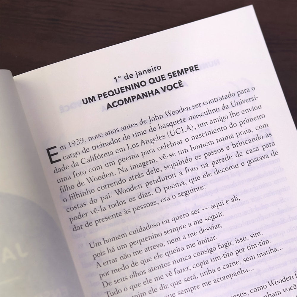 O Pai Estoico |  Ryan Holiday