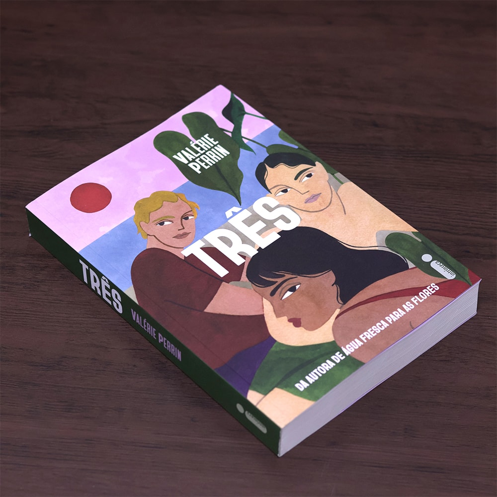 Três | Valérie Perrin