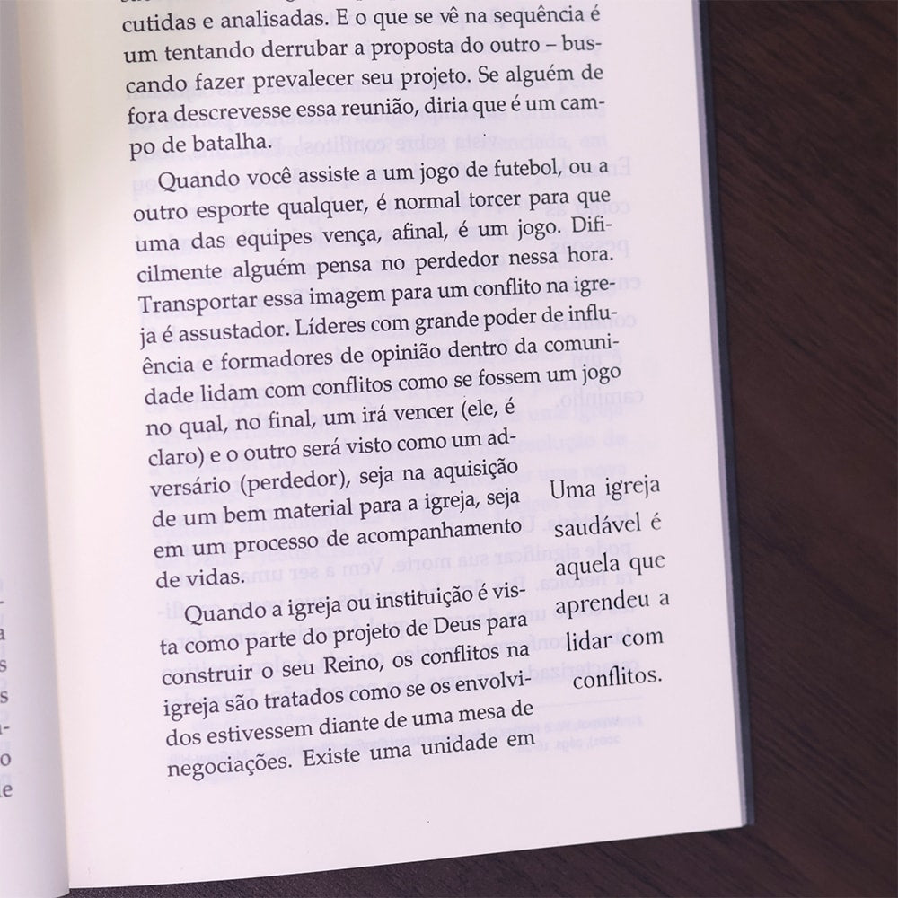 Conflitos na Igreja |  Ernst W. Janzen