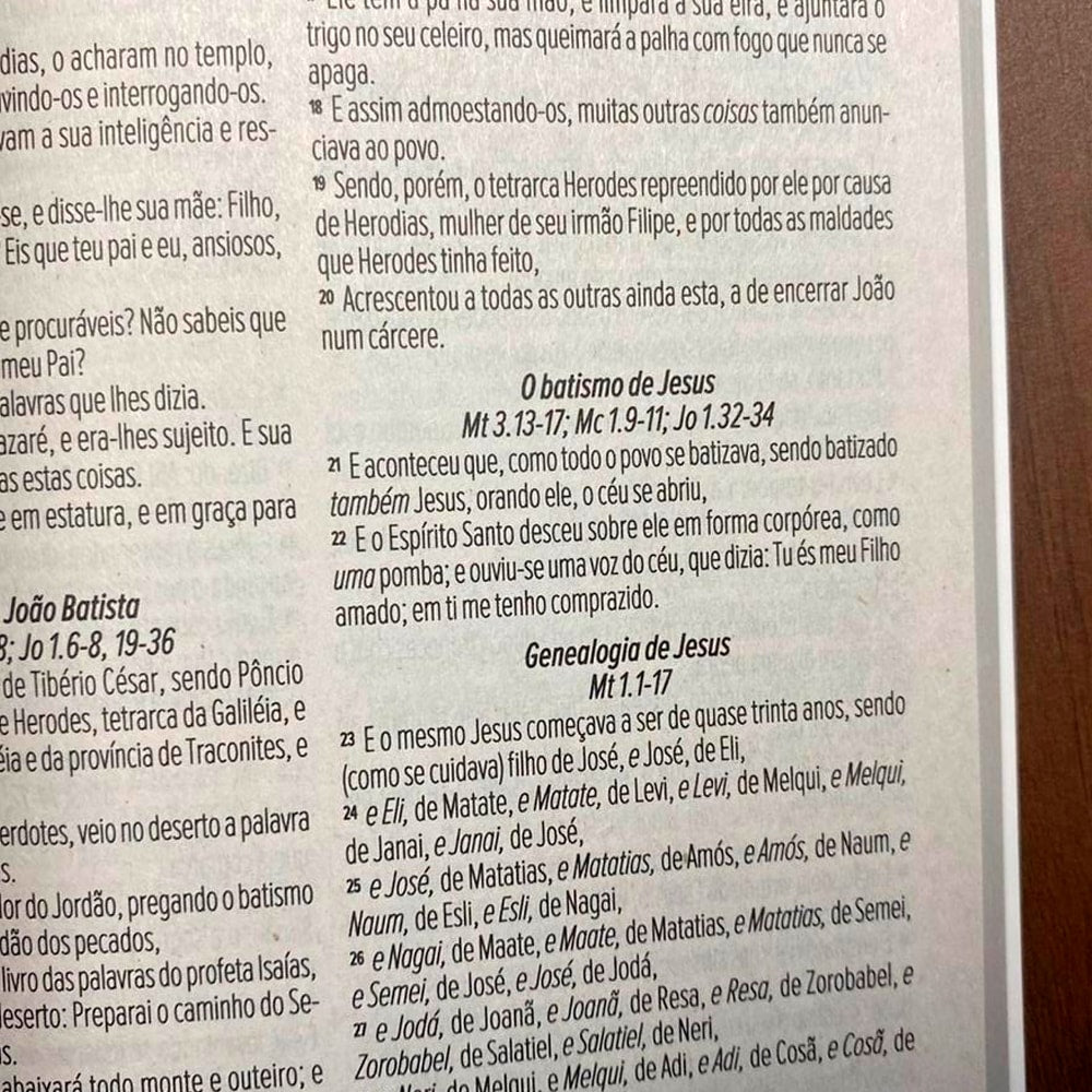 Bíblia Sagrada Cruz | ARC | Letra Normal | Capa Brochura